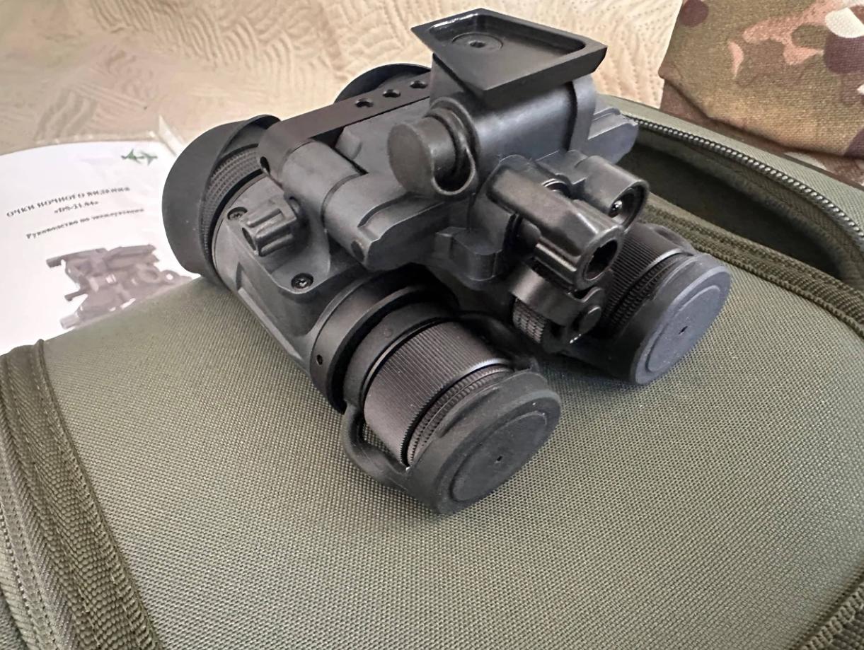 очки ночного видения модель Dedal DS 21/bw 3+