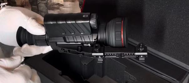 тепловизионный прицел модель EATECH SR350
