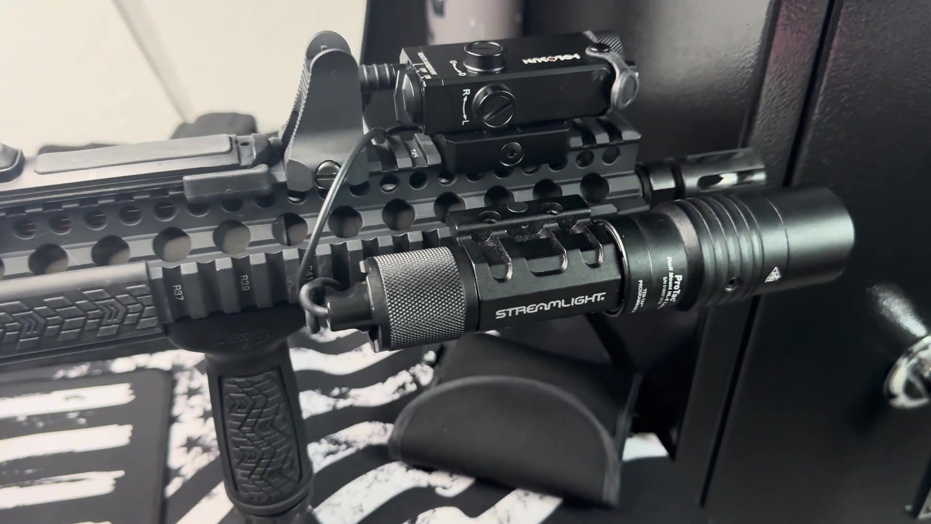 комплектация Holosun Single LS117G