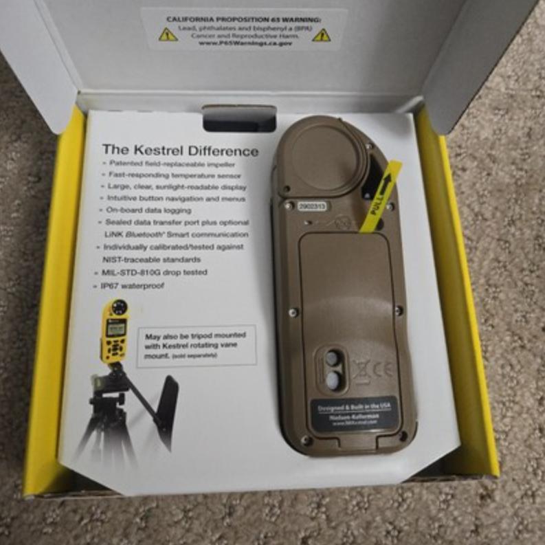 характеристики Kestrel 5500 с функцией LiNK + Vane Mount / Tan