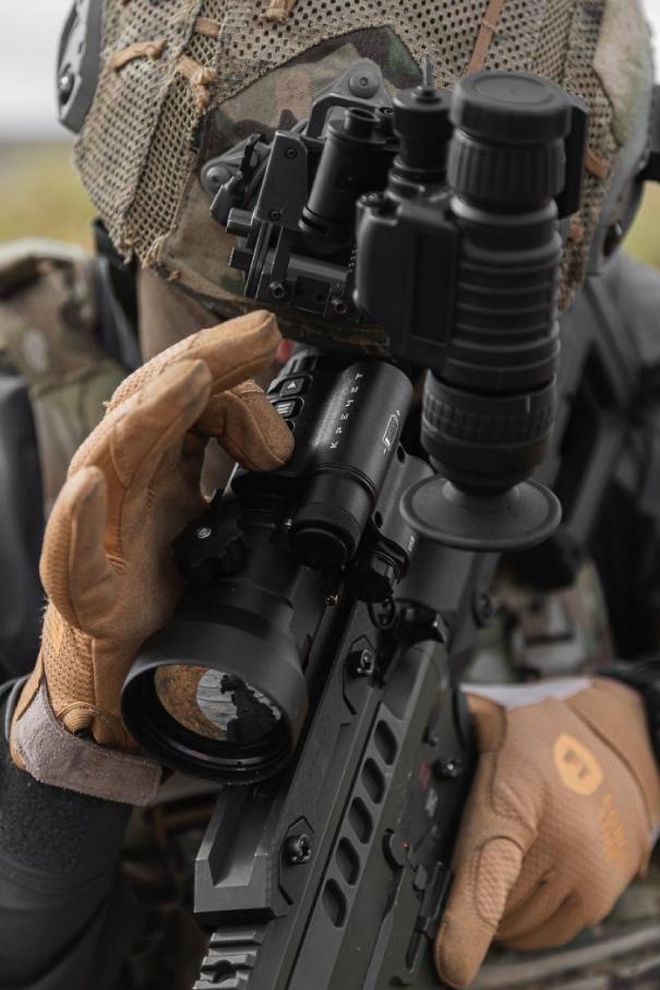 тепловизионный прицел Легат Кречет 655