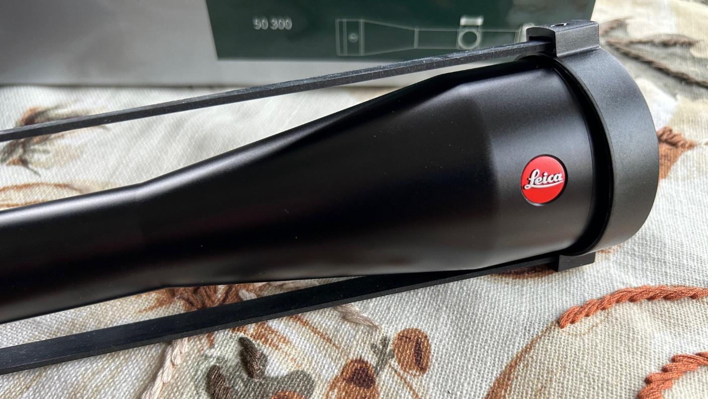 особенности Leica Amplus 6 2.5-15x50i