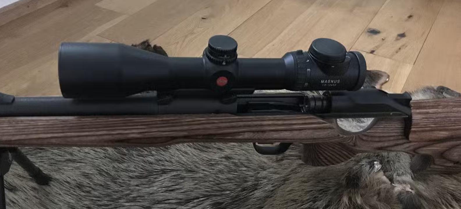 оптический прицел Leica Magnus 1.8-12x50 i BDC