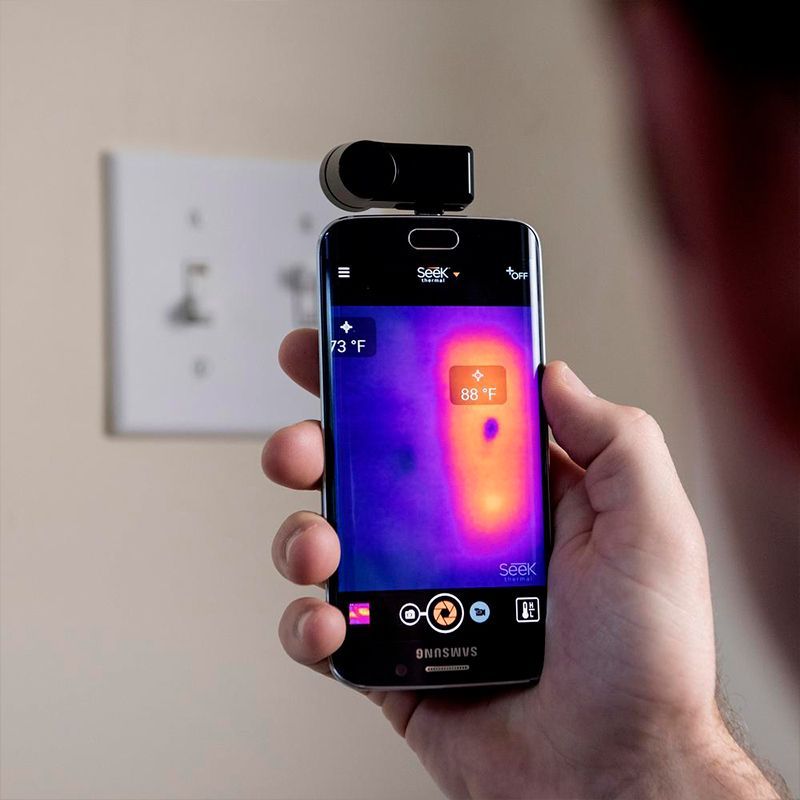 фото Seek Thermal Compact XR
