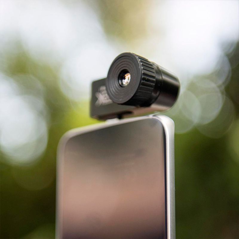 тепловизор для смартфона Seek Thermal Compact XR