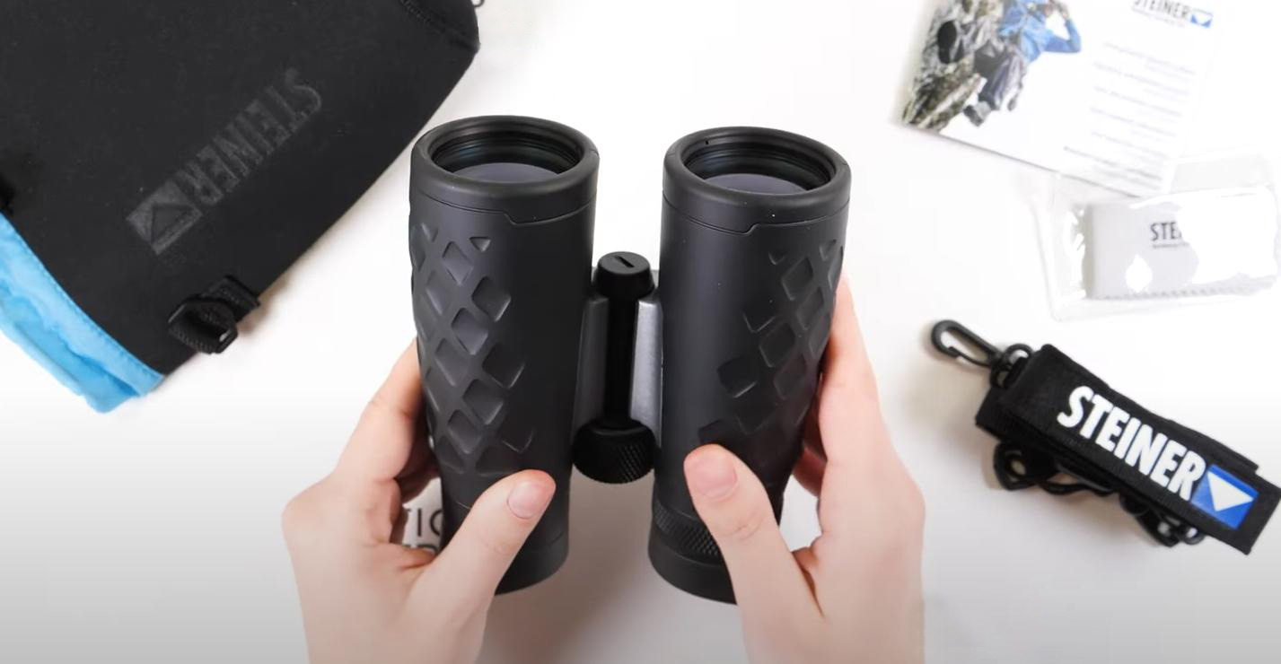 оптический бинокль Steiner BluHorizons 10x42