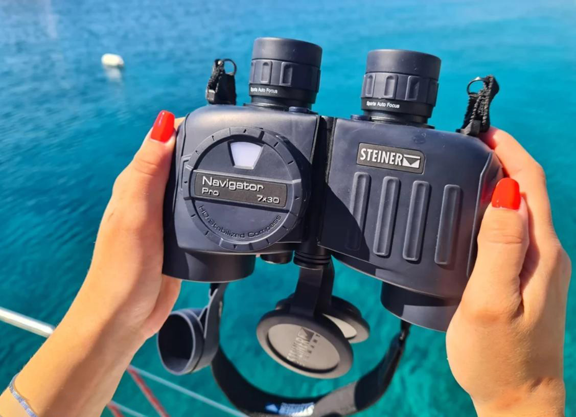 оптический бинокль Steiner Navigator Pro 7x30 Compass