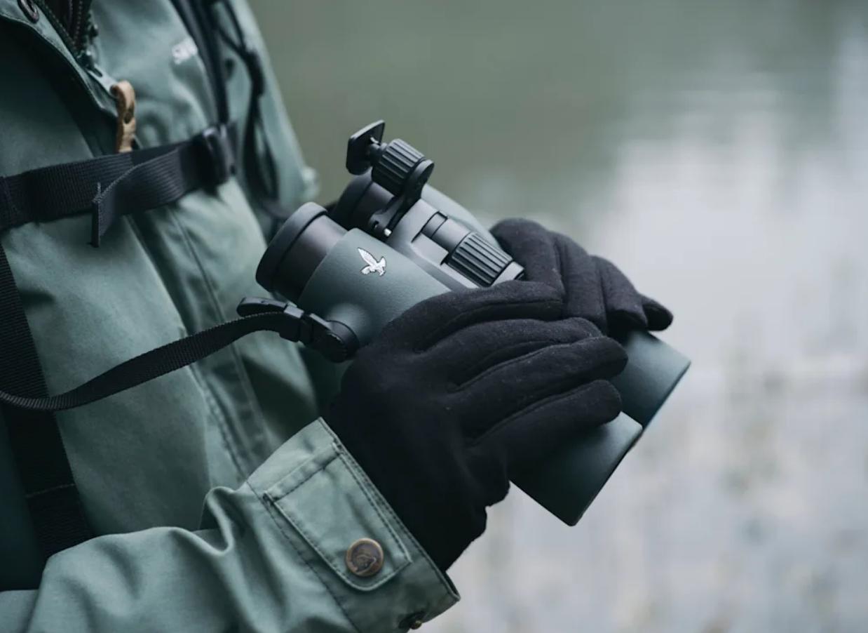 оптический бинокль модель Swarovski NL Pure 8x42 green