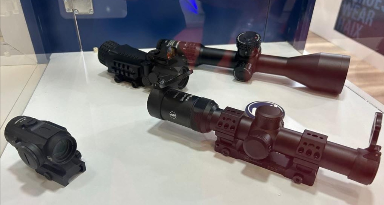 сравнение прицелов МАК